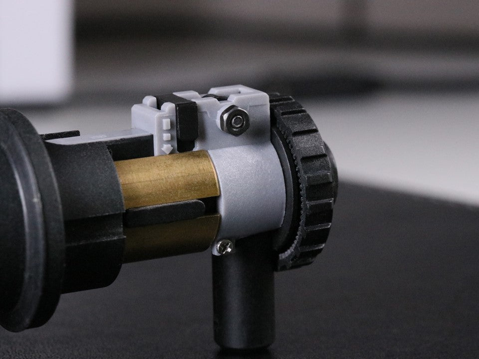 Top-Down-Center (TDC) Bracket Integration Kit for: KWA QRF MOD2 Rotary Chamber