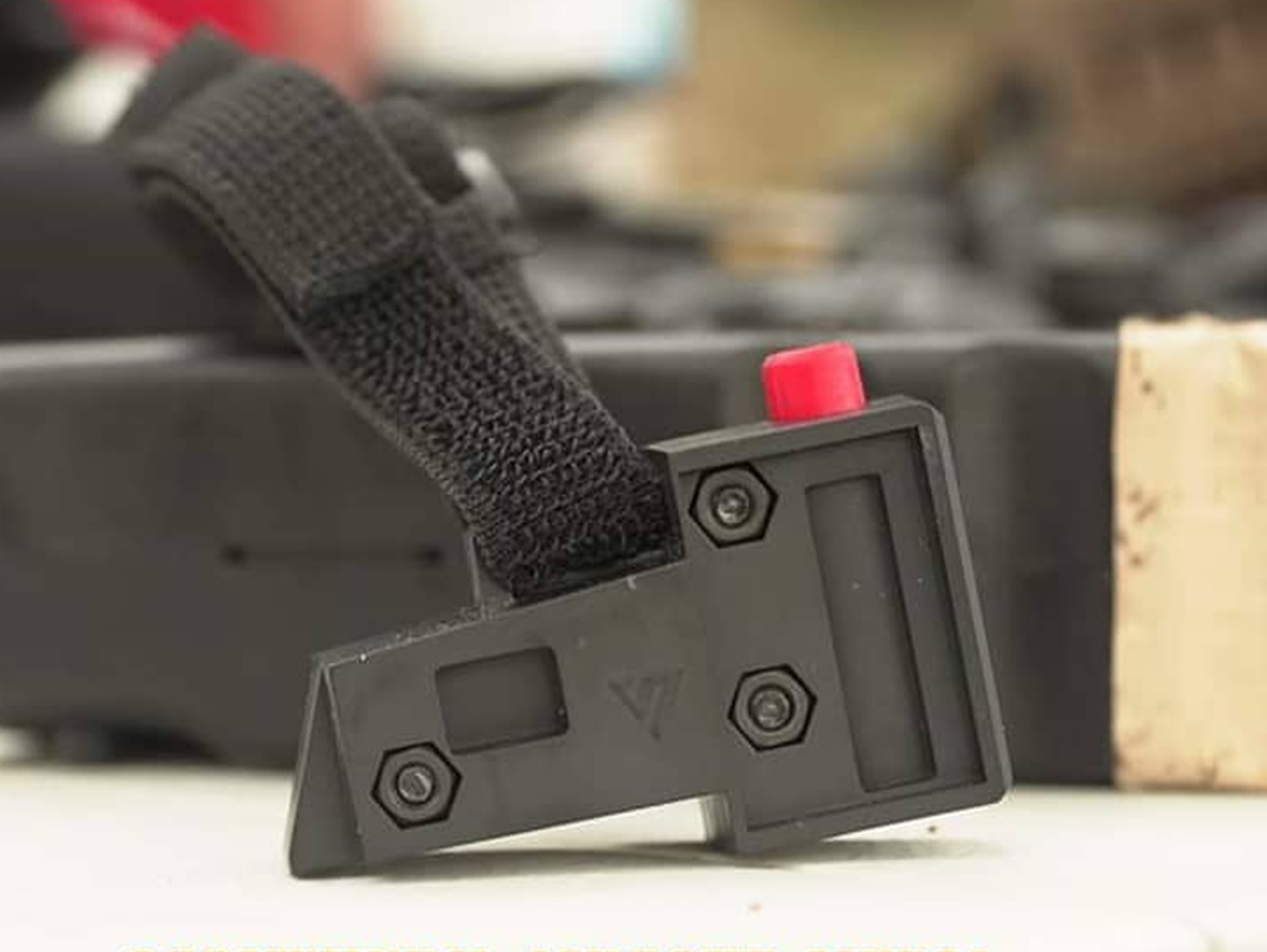 USA Universal Sidewinder Adaptor - Odin M12 Sidewinder (Black)