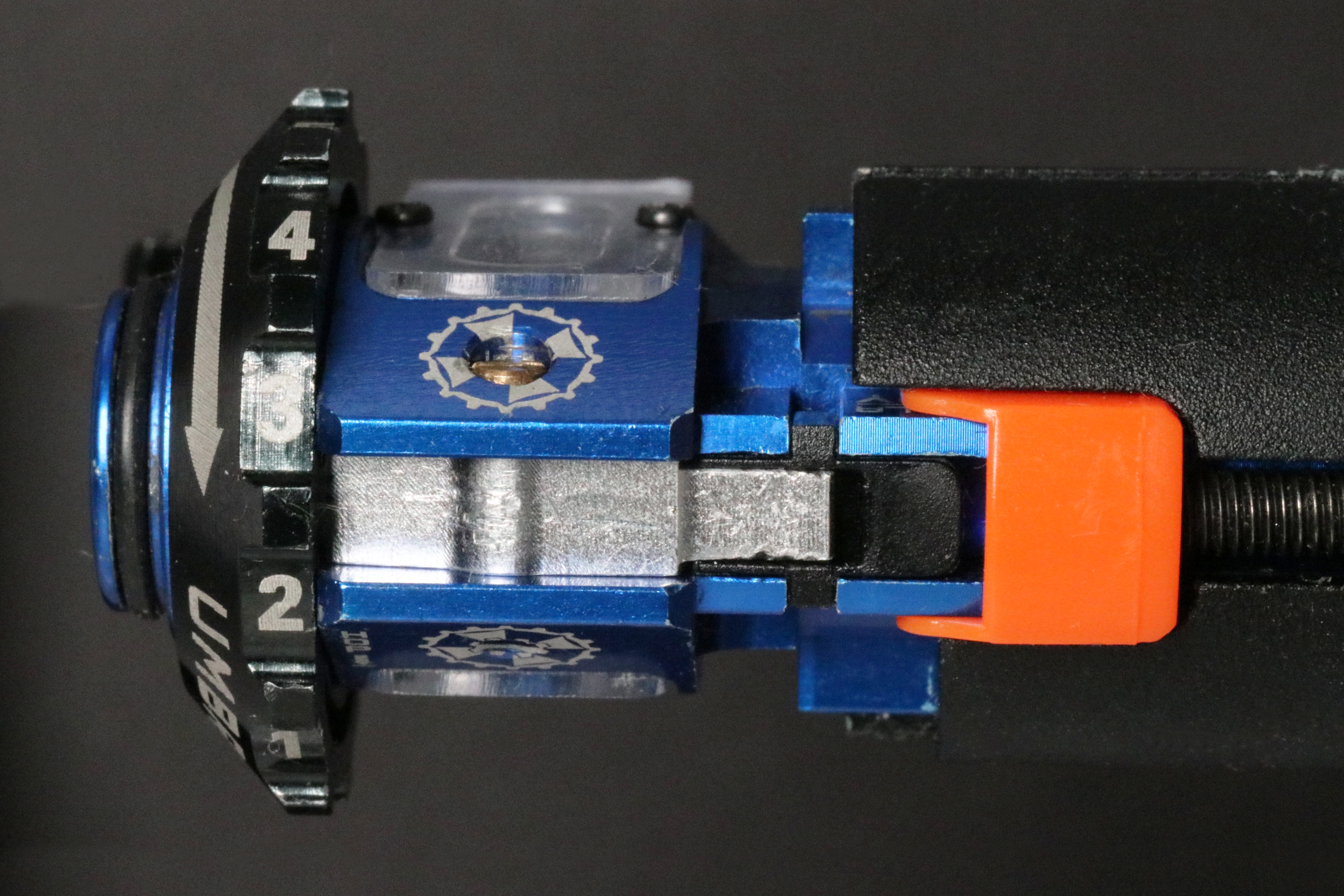 Maxx Model Hop-up Chamber- True Centering Unit  (TCU)